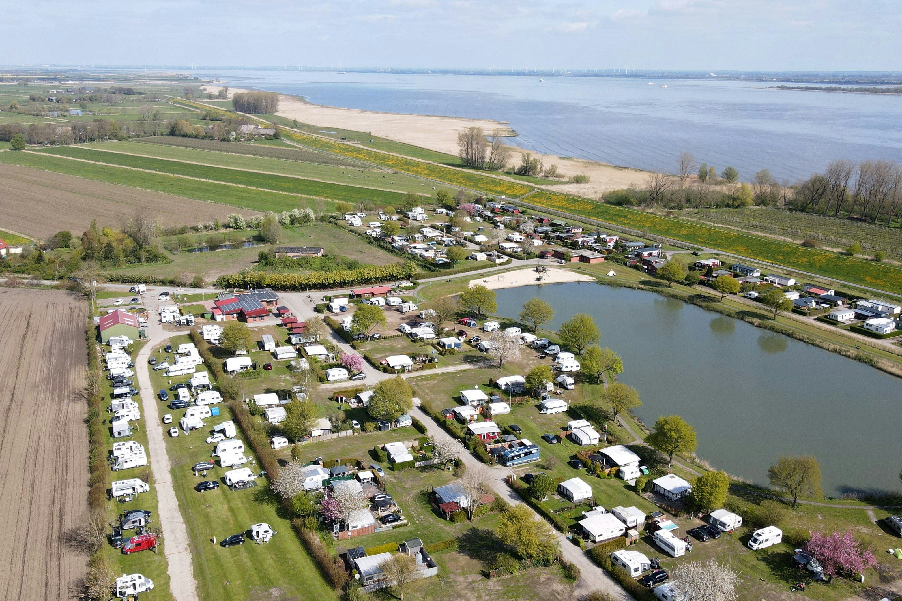 Camping -Am Leuchtturm-  - Campingplatz aus der Vogelperspektive