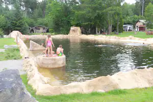 Camping Am Mühlenteich - Naturbadeteich auf dem Campingplatz
