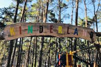 Camping am Schwielochsee - Das Schild des Kinderspielplatzes