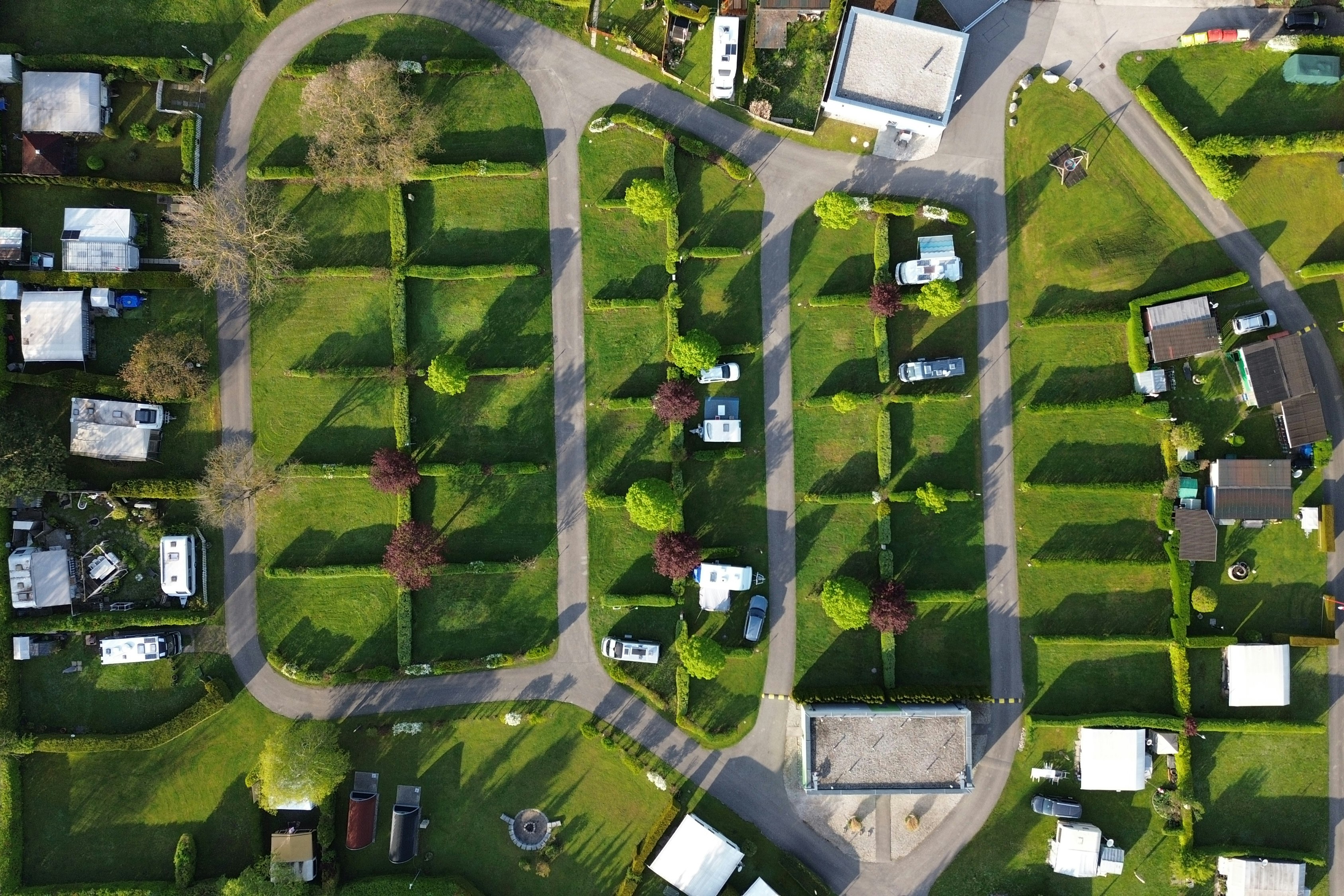 Camping am See - Luftaufnahme der Standplatzwiese