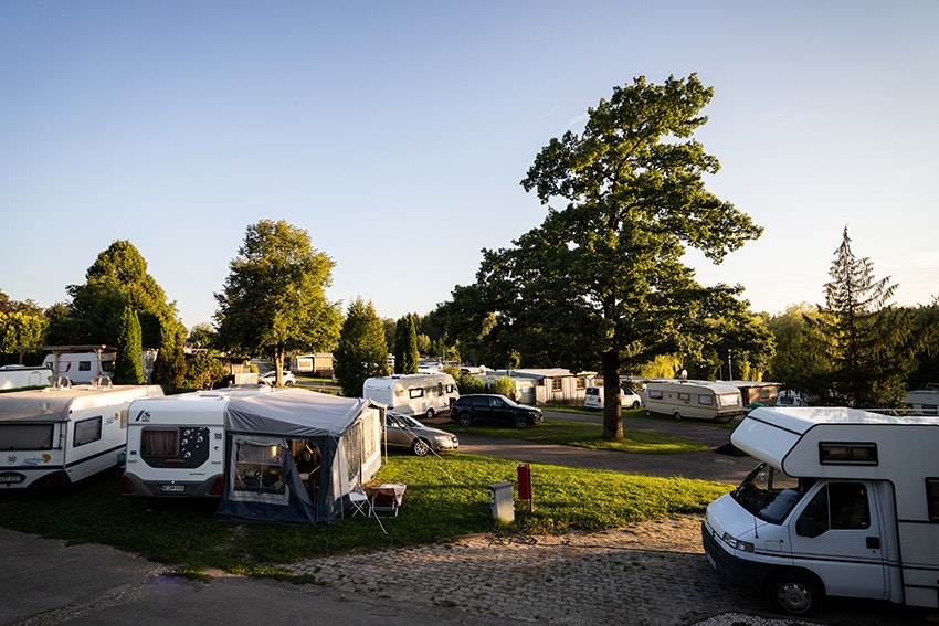 Camping am See International - Stellplätze für Durchgangscamper