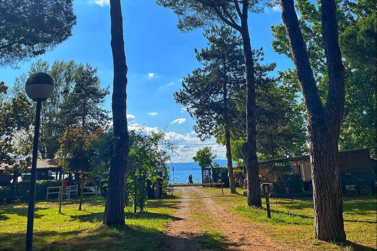 Camping Amalasunta - Blick auf den Weg zum Wasser