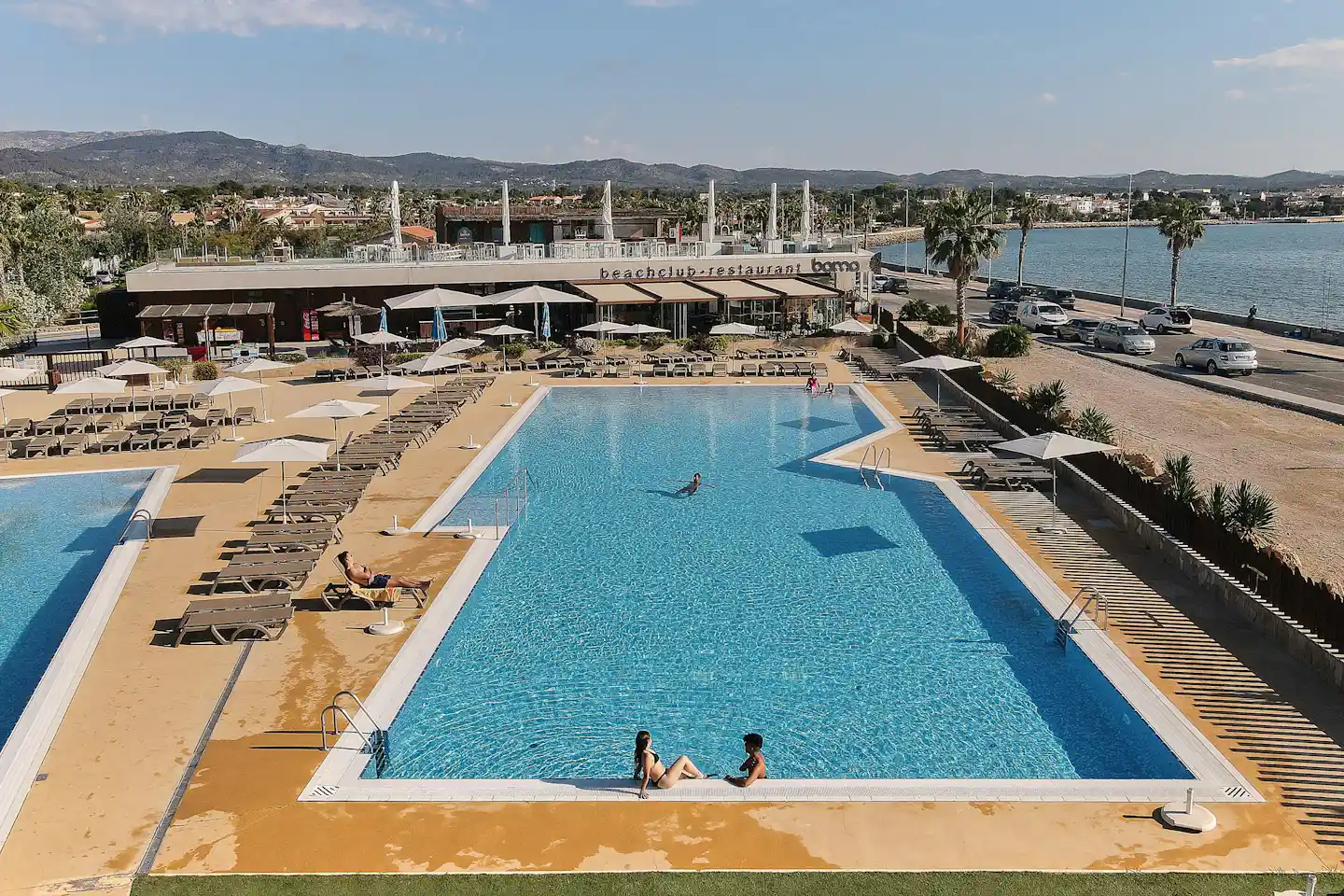 TAIGA Delta de L'Ebre - Luftaufnahme des Freibades auf dem Campingplatz