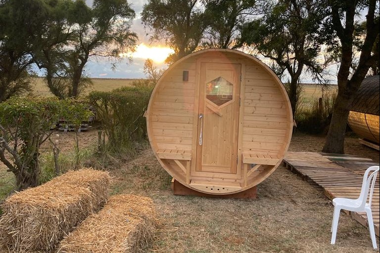 Camping Animal King - Schlaffass auf dem Campingplatz