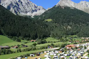 Camping Antholz - Campingplatz aus der Vogelperspektive