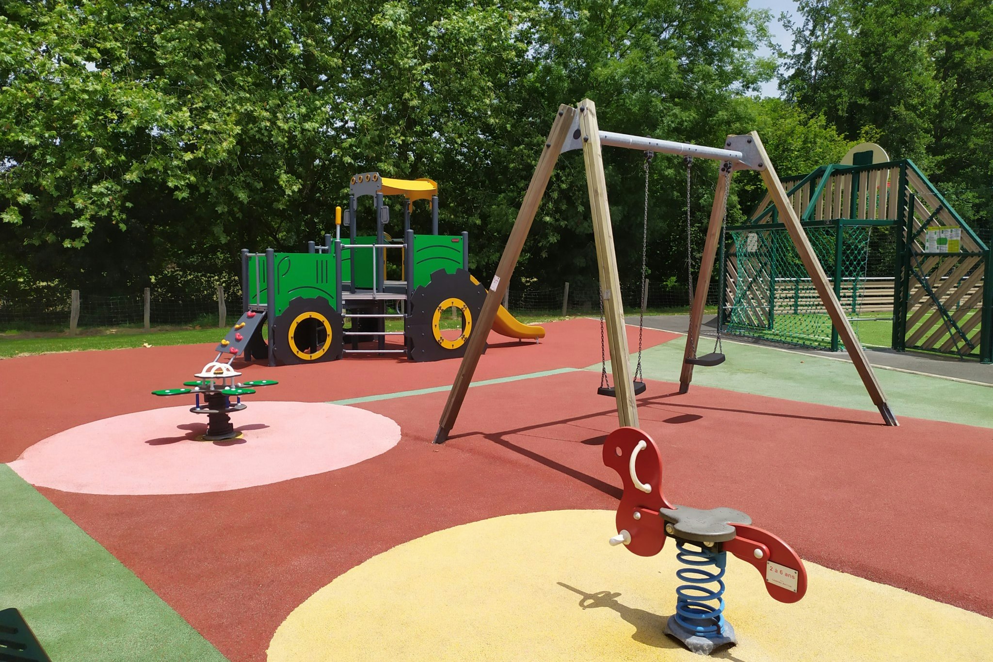 Camping Antton  - Kinderspielplatz auf dem Campingplatz