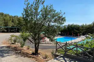 Camping Apollon - pool von oben