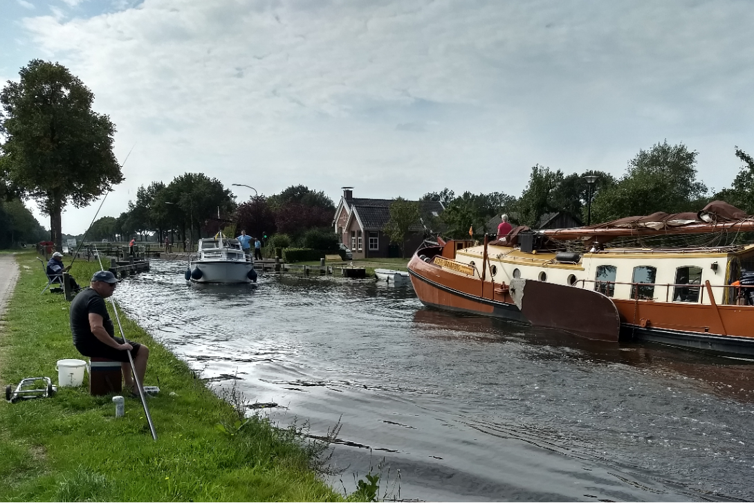 Camping & Appartement De Haarsluis - Kanal in der nähe des Campingplatzes