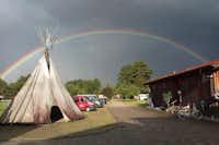 Camping aqua hema- Tipi-Zelte mit Regenbogen