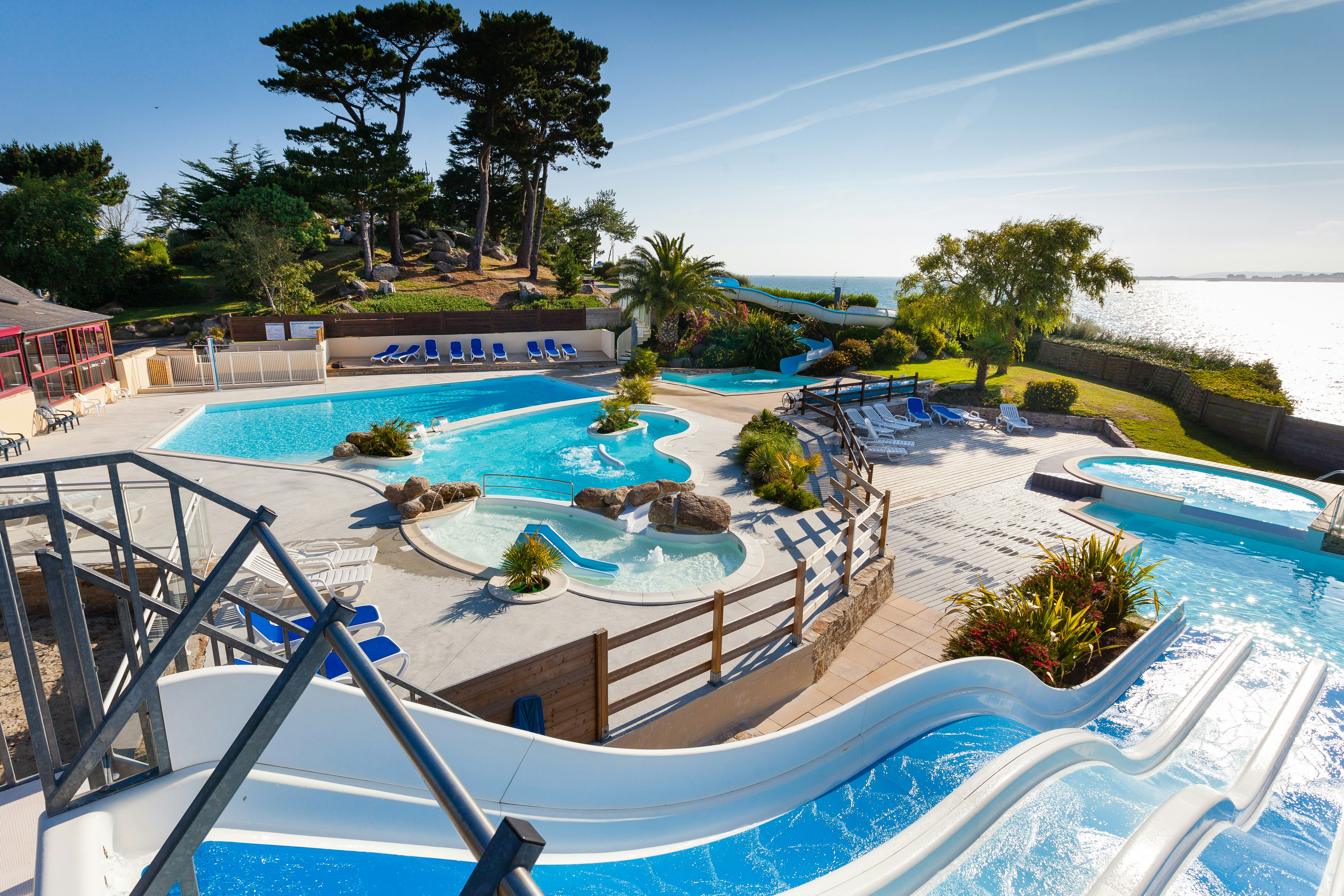 Camping Ar Kleguer - Blick auf den Wasserpark auf dem Campingplatz