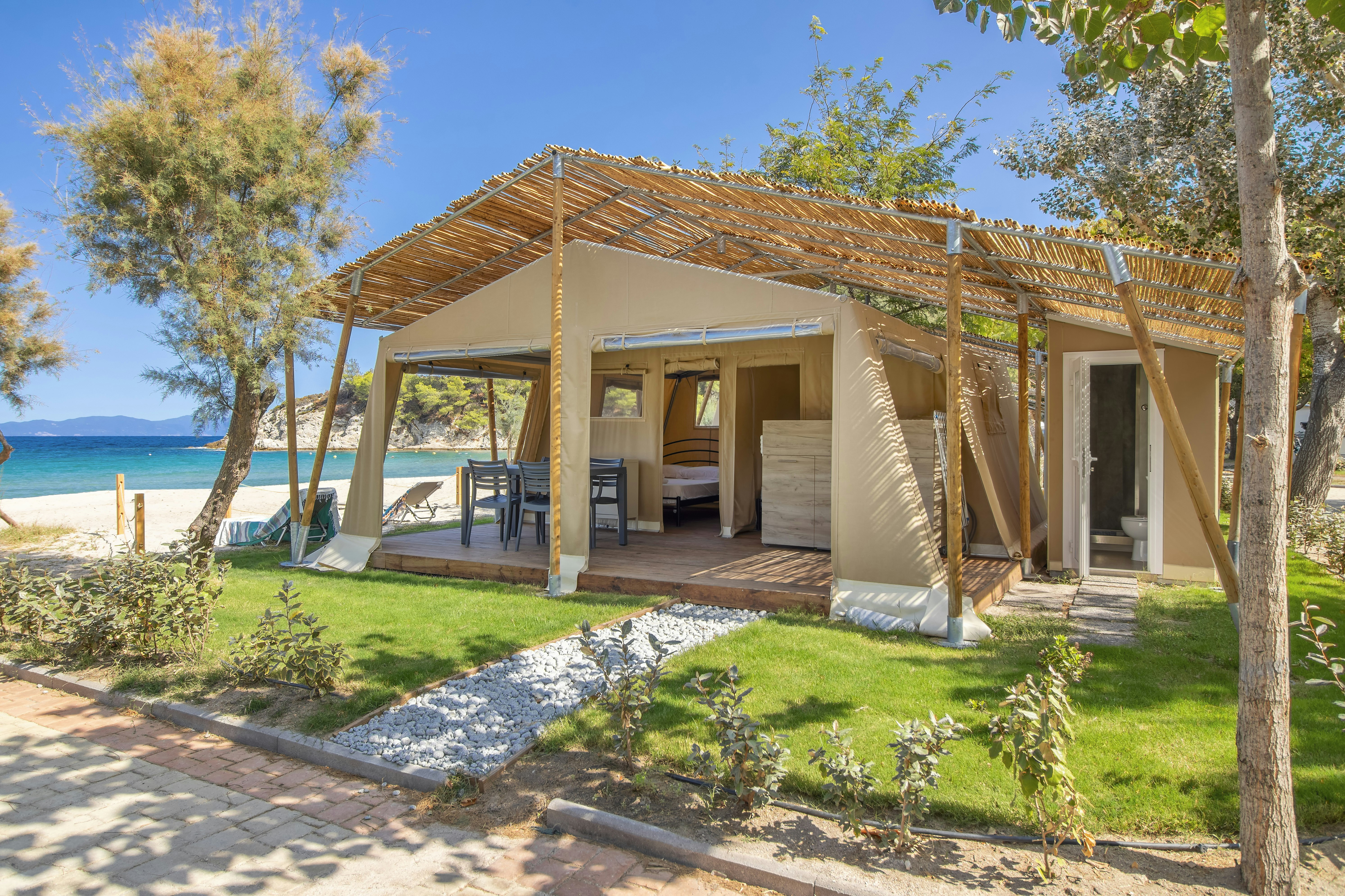 Camping Armenistis - Safarizelte mit Blick auf das Meer