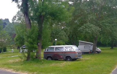 Camping Au Bord de Loire
