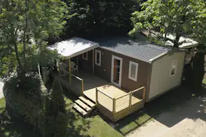 Camping Au fil de l'eau - Mobilheim mit Terrasse auf dem Campingplatz