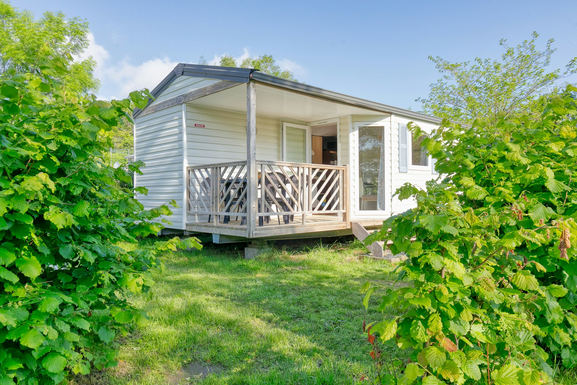 Sites et Paysages Au Gré des Vents  Camping Au Gré des Vents  - Mobilheim mit Terrasse auf dem Campingplatz