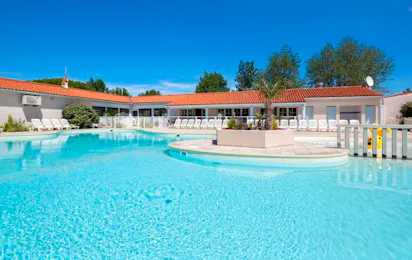 Camping Au Port-Punay