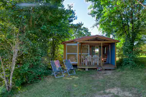 Camping Au P'tit Bonheur - Außenansicht Mobilheim