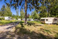 Camping auf Kengert - Stellplätze auf der Wiese