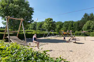 Camping auf Kengert - Kinderspielplatz im Grünen auf dem Campingplatz