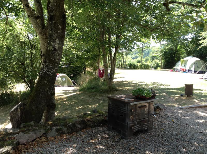 Camping Aux Sources de l'Yonne