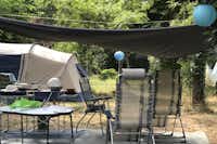 Camping Aux Tonneaux - Zeltplätze im Grünen auf dem Campingplatz