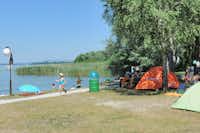 Camping Avenches Plage - Stellplätze am See Lac de Morat