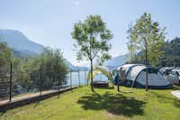 Camping Azzurro - Komfortplätze am See