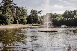 Camping Baalse Hei - Badesee mit Wasserspiel