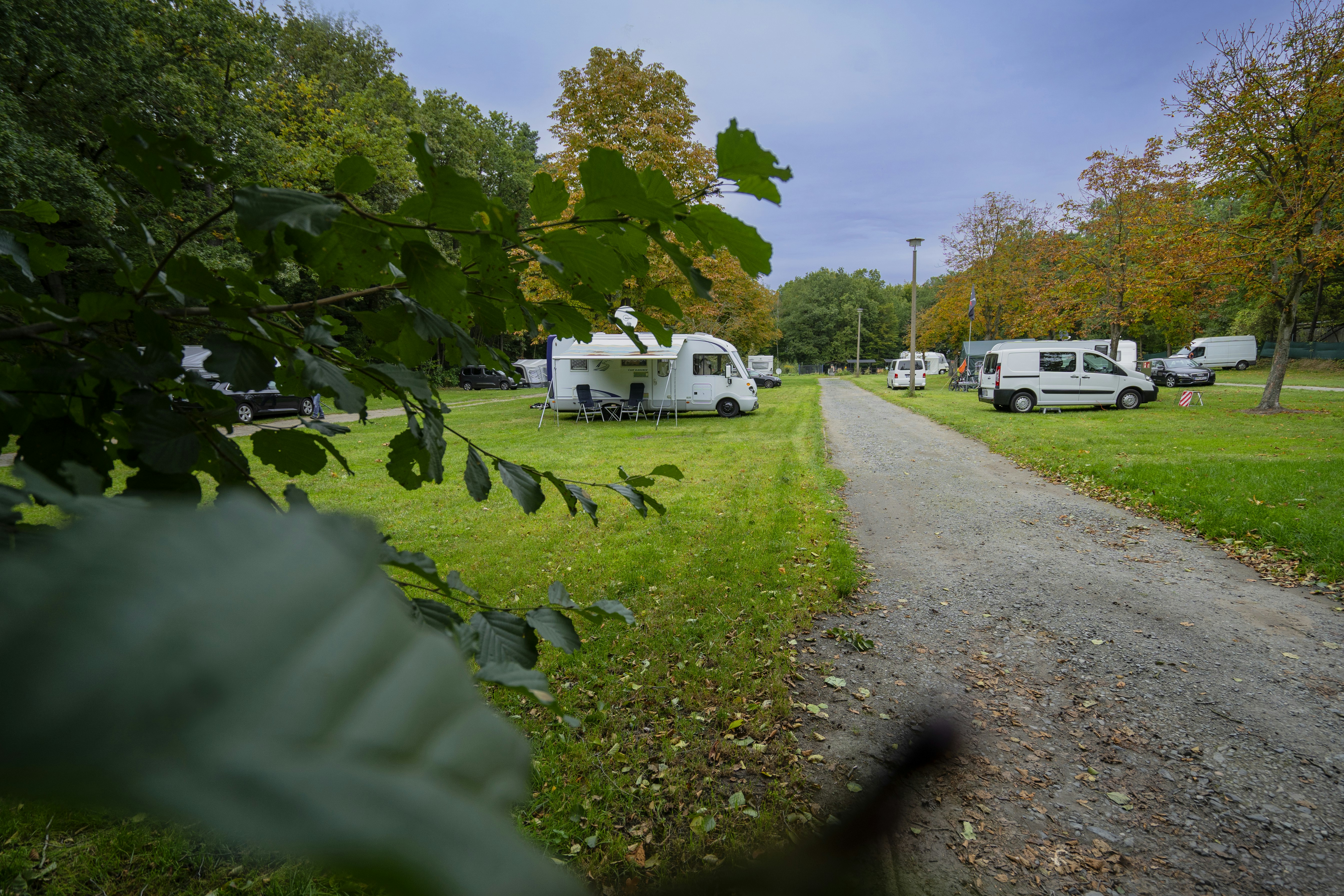 Camping Bad Sonnenland - Wohnmobil un Wohnwagen Stellplaetze auf der Wiese