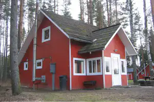 Camping Baili - Chalet auf dem Campingplatz