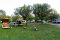 Camping Baliera - Wohnwagenstellplätze und Zeltplätze auf dem Campingplatz