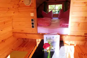 Camping Banzelvitzer Berge - Innenansicht Schlaffass