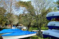 Camping Banzelvitzer Berge - Ruderboote und Kanus auf dem Campingplatz