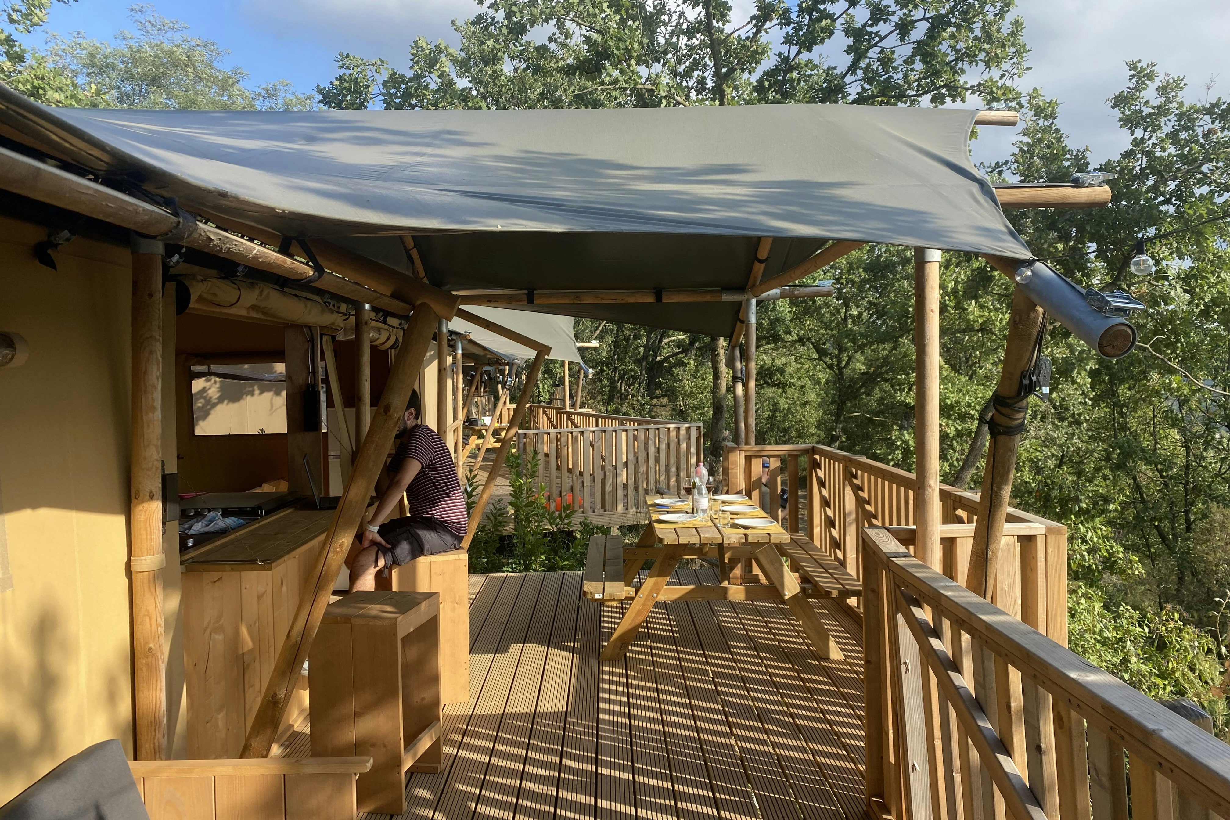 Camping Barco Reale - Außenansicht Glamping-Zelt auf dem Campingplatz