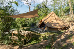 Camping Barco Reale - Glampingzelt im Schatten der Bäume