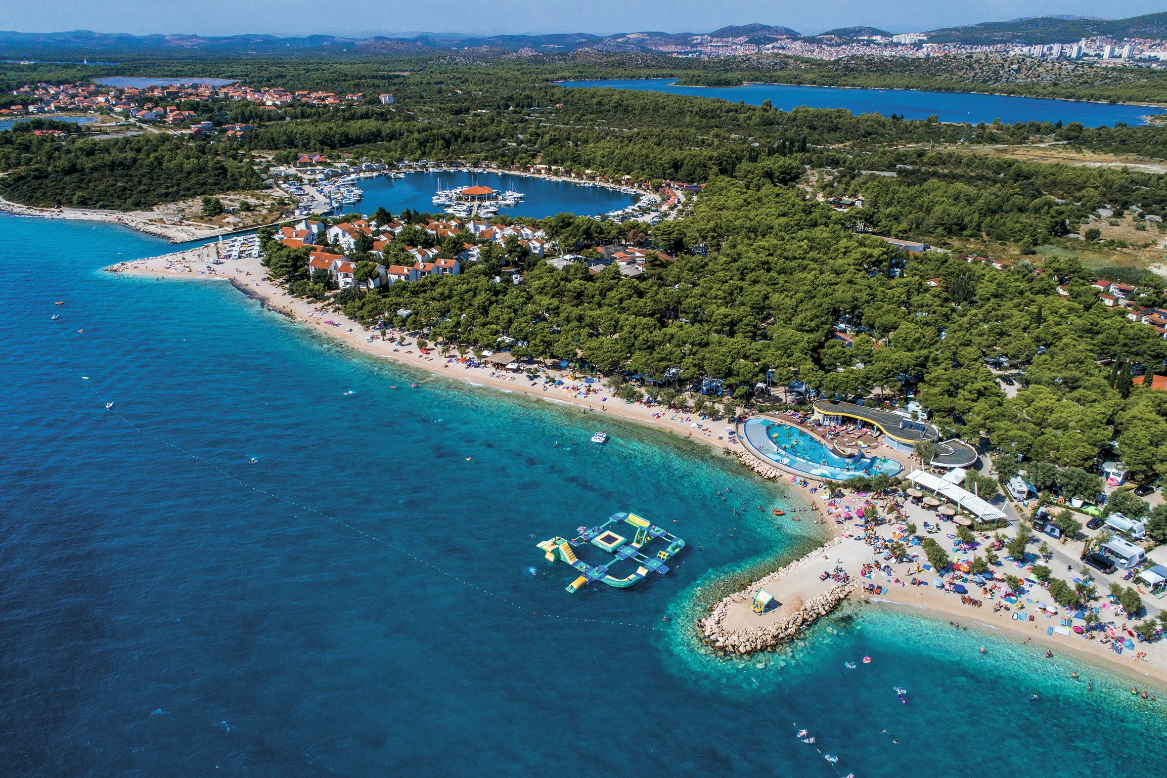 Amadria Park Camping Šibenik  - Luftaufnahme des Campingplatzes