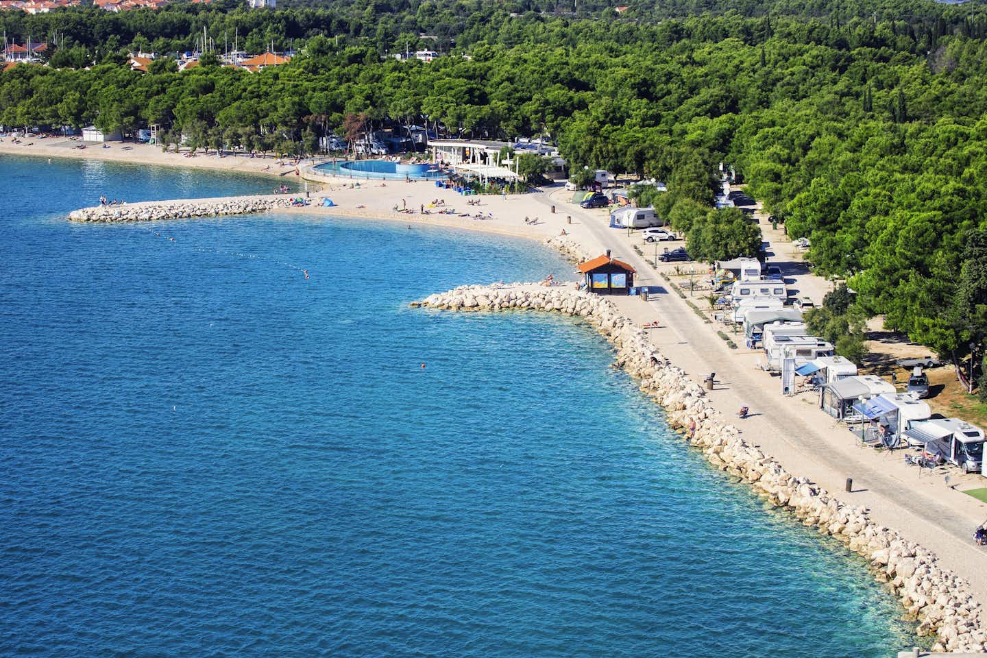 Camping Beach Resort Solaris - Campingplatz am Waldrand direkt am Strand mit Blick auf das adriatische Meer