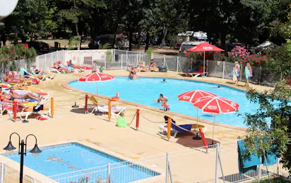 Camping Beau Rivage (Cardet)