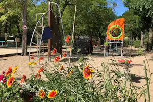 Camping Beau Rivage - Kinderspielplatz auf dem Campingplatz