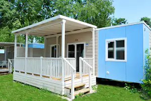 Camping Bella Italia - Mobilheime mit Veranda auf dem Campingplatz