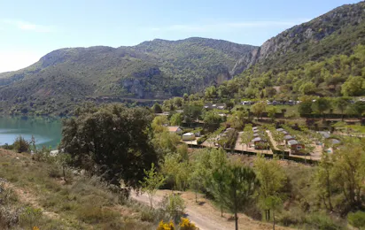 Hotel Camping Bellavista (La Puebla de Castro)
