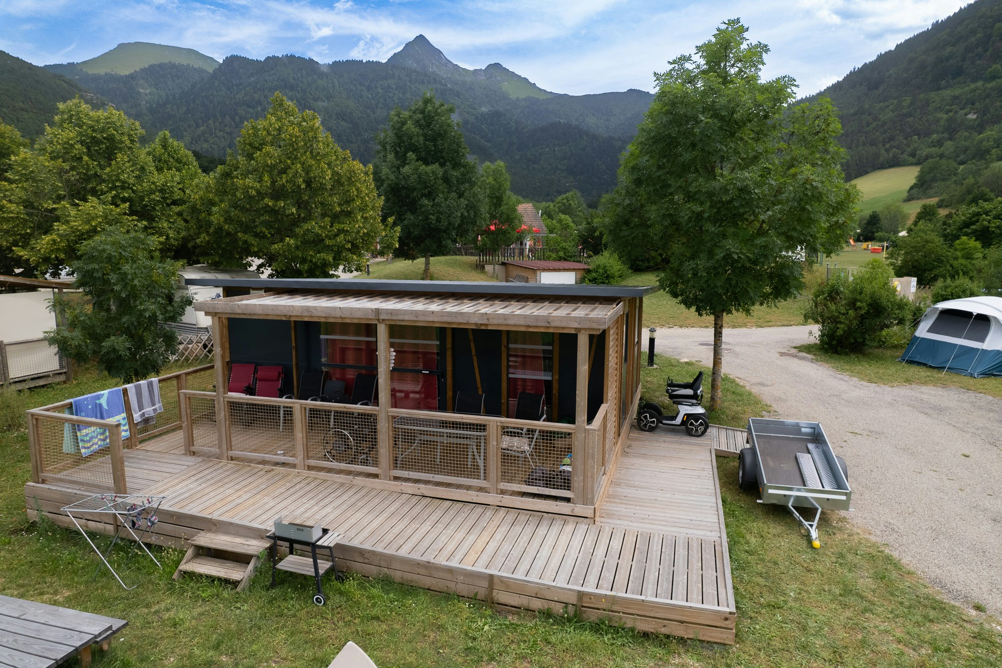 Sites et Paysages Belle Roche  Camping Belle Roche - Außenansicht eines Mobilheims auf dem Campingplatz