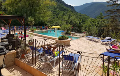 Camping Bellevue (Ria-Sirach)