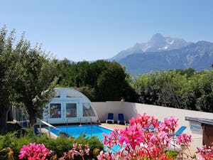 Camping Belvédère de l'Obiou - Pool im Freien auf dem Campingplatz