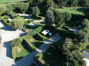 Camping Belvédère de l'Obiou - Standplätze auf dem Campingplatz