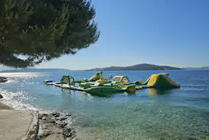 Amadria Park Camping Trogir - Spielinsel am Strand