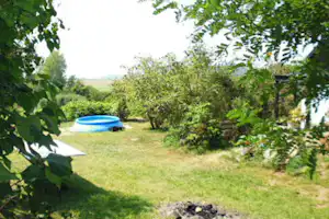 Camping Bij het oude landhuis - - Pool im Grünen auf dem Campingplatz
