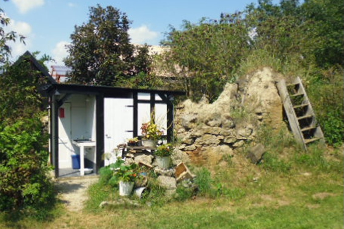 Camping Bij het oude landhuis -  - Sanitärgebäude  auf dem Campingplatz