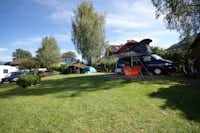Camping Birkenstrand Wolfgangsee - Wohnwagenstellplatz vom Campingplatz im Grünen