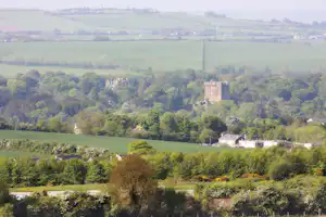 Camping Blarney - Blick auf das berühmte Blarney Castle in der Nähe des Campingplatzes