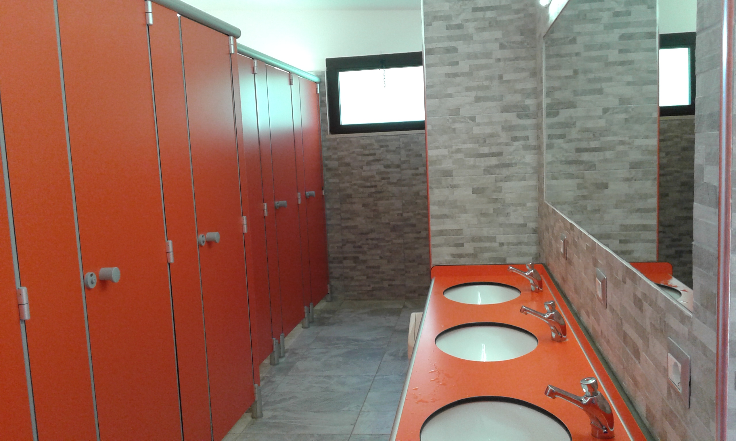 Blu International Camping